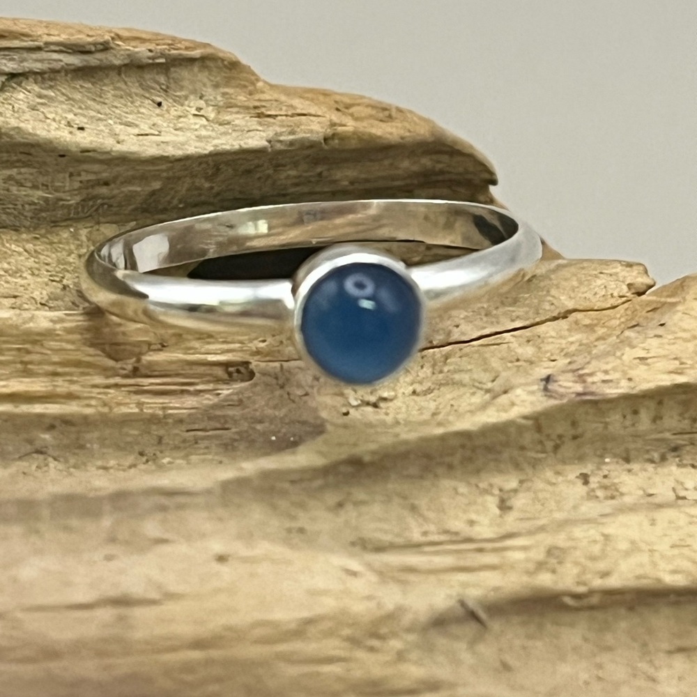 Modern Silver Blue Chalcedony Ring